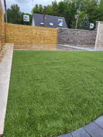 EASYFIT LUXURY 'ECO' ARTIFICIAL NATURAL LAWN PER M2 - 35mm x 4m WIDE ROLL