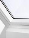 VELUX - CENTRE PIVOT - WHITE POLYURETHANE WINDOW -  550 x 778mm - GGU CK02 0070